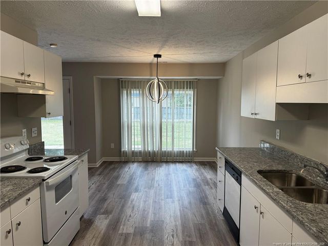 112 Thornbird Drive, Raeford, NC 28376