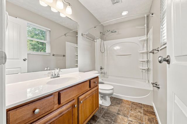 2610 Brookview Drive, Villa Hills, KY 41017