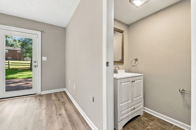 2610 Brookview Drive, Villa Hills, KY 41017