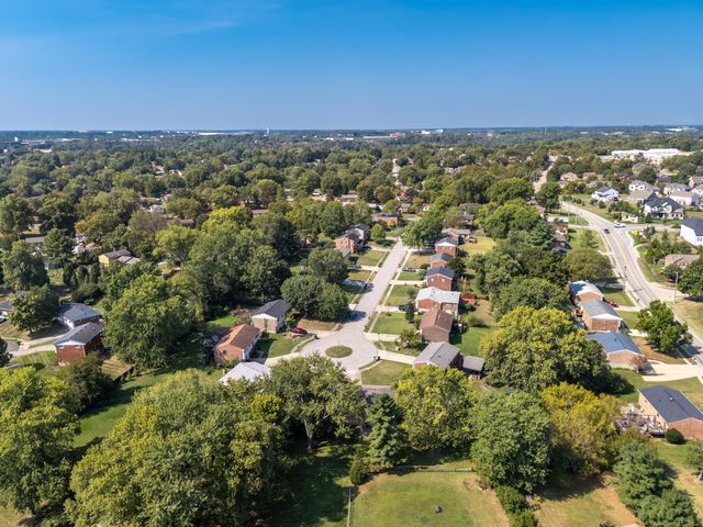 2610 Brookview Drive, Villa Hills, KY 41017