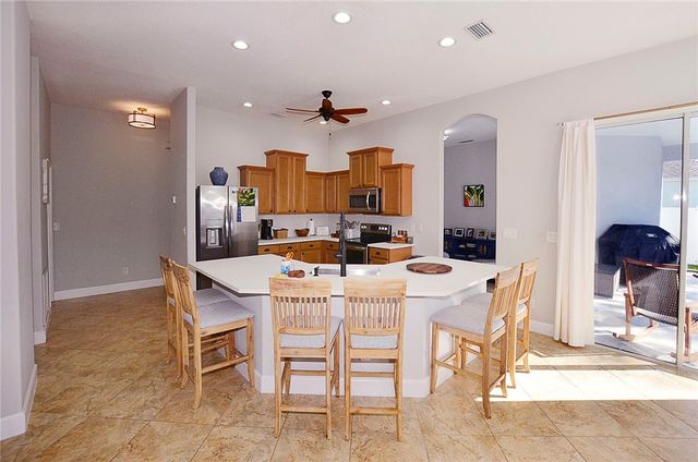 153 37TH Drive SW, Vero Beach, FL 32968