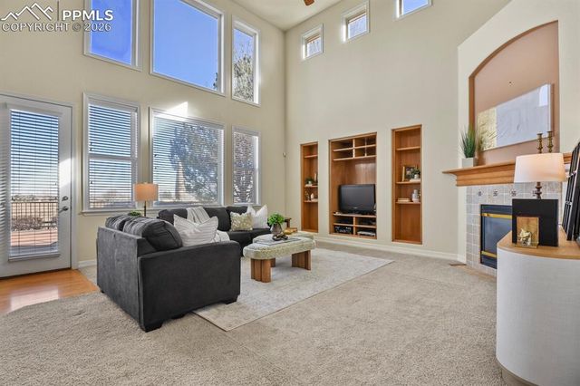 1720 Twilight Court, Longmont, CO 80504