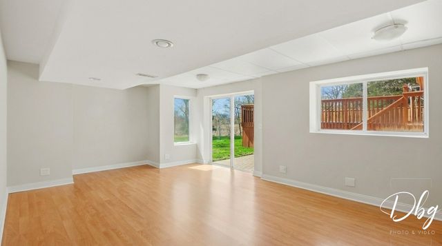 105 Wildflower Lane, Round Lake Beach, IL 60073