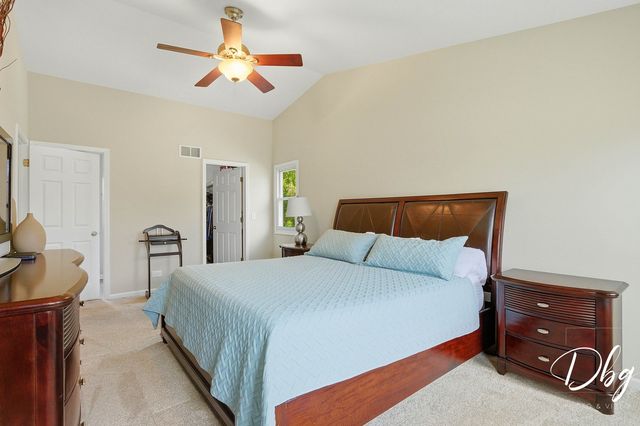 105 Wildflower Lane, Round Lake Beach, IL 60073