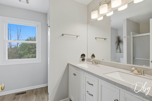 105 Wildflower Lane, Round Lake Beach, IL 60073