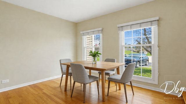 105 Wildflower Lane, Round Lake Beach, IL 60073