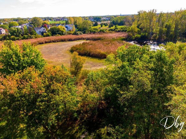 105 Wildflower Lane, Round Lake Beach, IL 60073