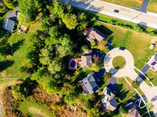 105 Wildflower Lane, Round Lake Beach, IL 60073