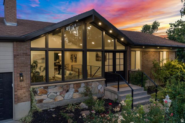 7575 S LAKE MARY DR, Cottonwood Heights, UT 84121