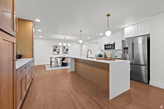 7575 S LAKE MARY DR, Cottonwood Heights, UT 84121