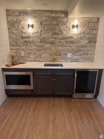 7575 S LAKE MARY DR, Cottonwood Heights, UT 84121