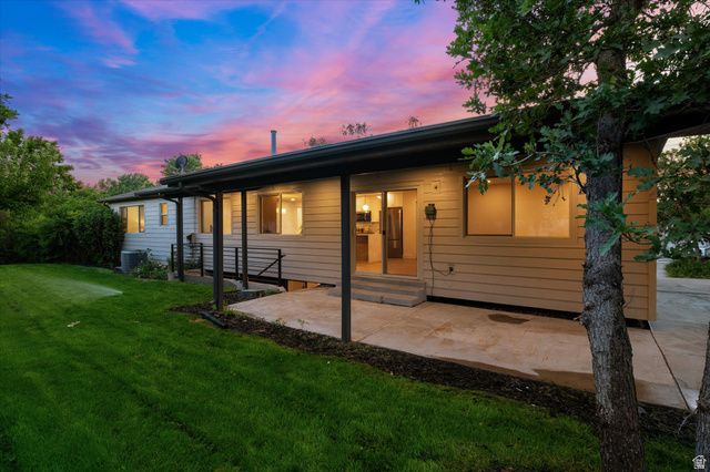 7575 S LAKE MARY DR, Cottonwood Heights, UT 84121