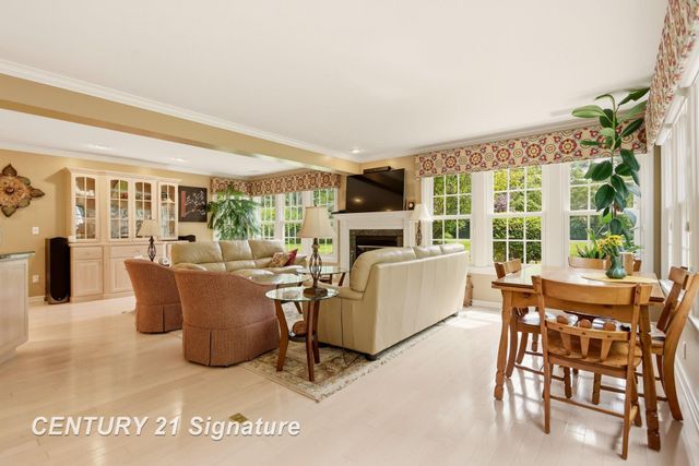 14 Edgewood Road, Saginaw, MI 48602