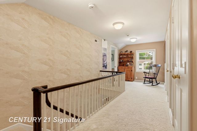 14 Edgewood Road, Saginaw, MI 48602