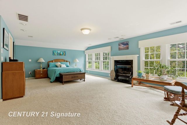 14 Edgewood Road, Saginaw, MI 48602
