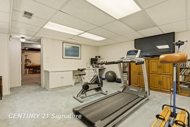 14 Edgewood Road, Saginaw, MI 48602