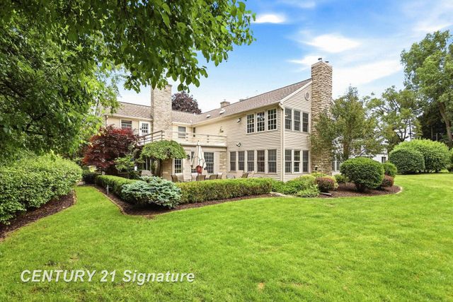 14 Edgewood Road, Saginaw, MI 48602
