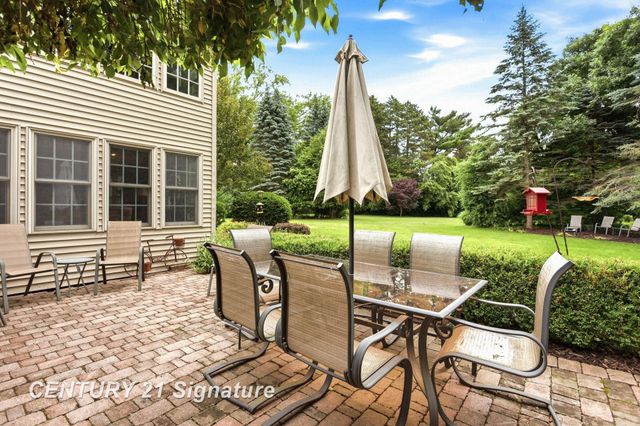 14 Edgewood Road, Saginaw, MI 48602