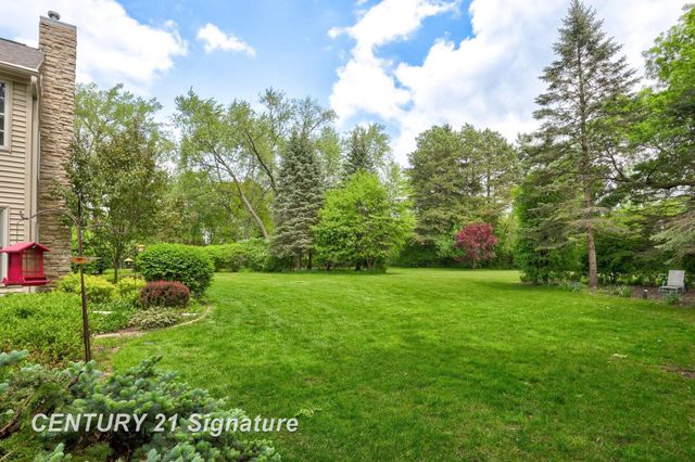 14 Edgewood Road, Saginaw, MI 48602