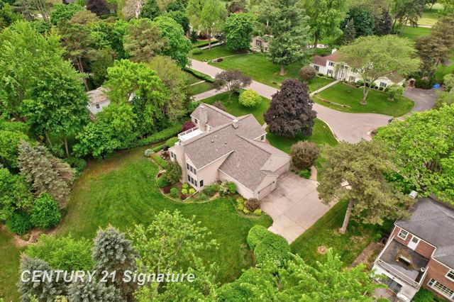 14 Edgewood Road, Saginaw, MI 48602
