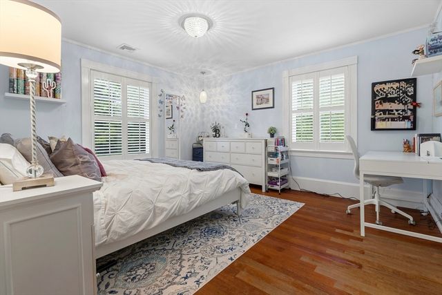 21 Clover St, Belmont, MA 02478