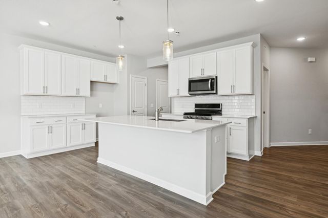 4860 Avery Court, Eagan, MN 55123