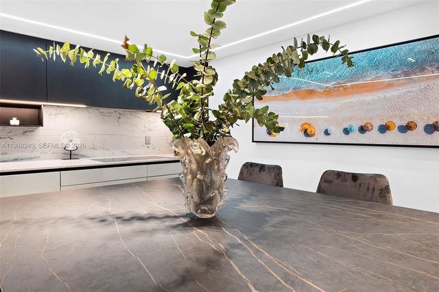 2301 Collins Ave 1004, Miami Beach, FL 33139