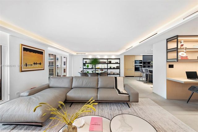 2301 Collins Ave 1004, Miami Beach, FL 33139