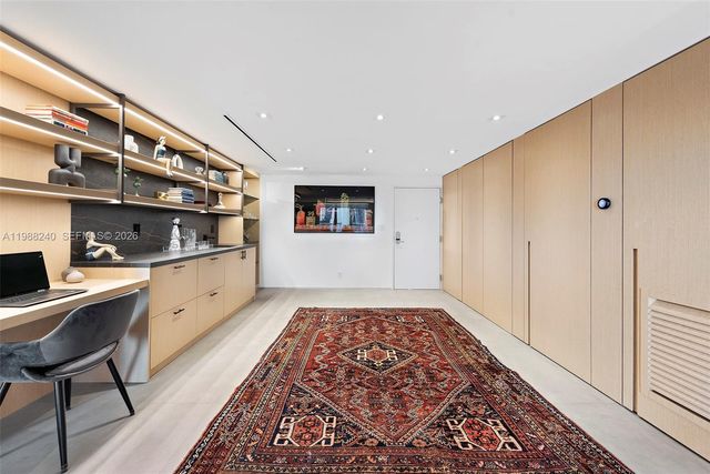 2301 Collins Ave 1004, Miami Beach, FL 33139