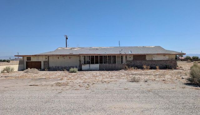 1038 Seaview Avenue, Thermal, CA 92274