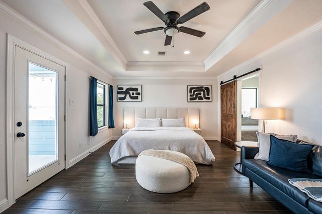 137 Capetown, Montgomery, TX 77356
