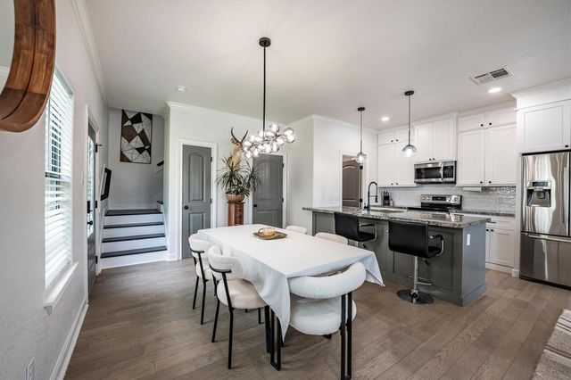 137 Capetown, Montgomery, TX 77356