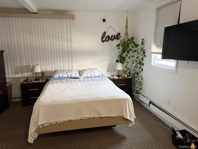 9934 164th Avenue, Hamilton Beach, NY 11414