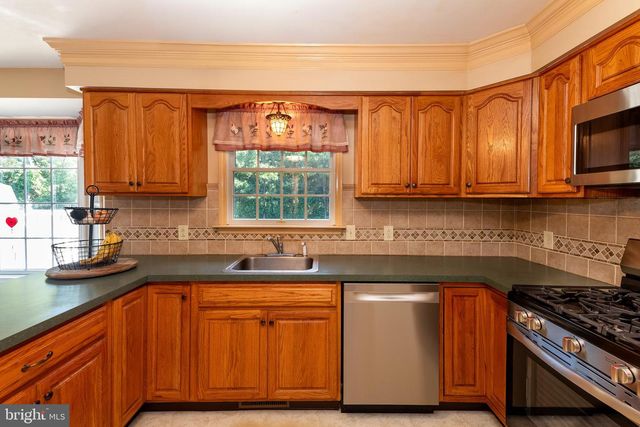 16 JOSHUA CT, Franklinville, NJ 08322