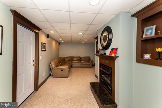 16 JOSHUA CT, Franklinville, NJ 08322