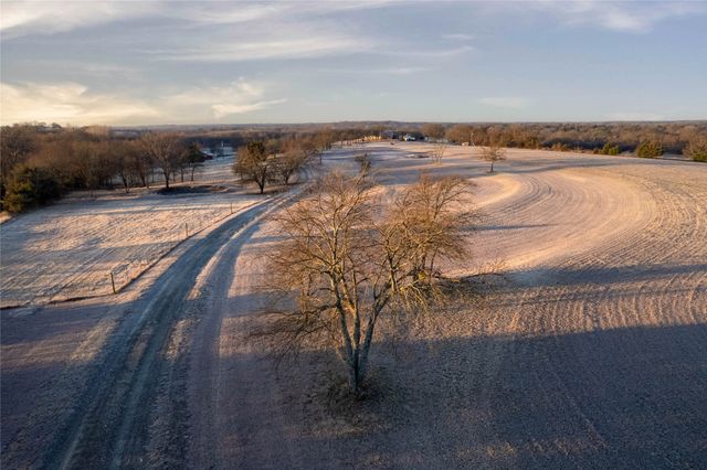 1922 A Bethel Cannon Road, Whitewright, TX 75491