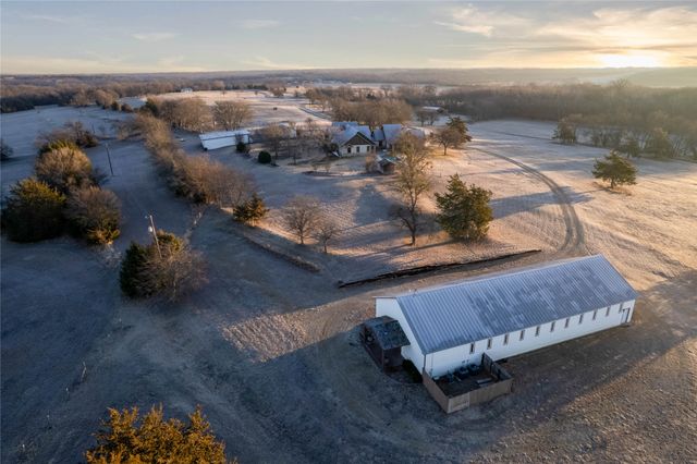 1922 A Bethel Cannon Road, Whitewright, TX 75491