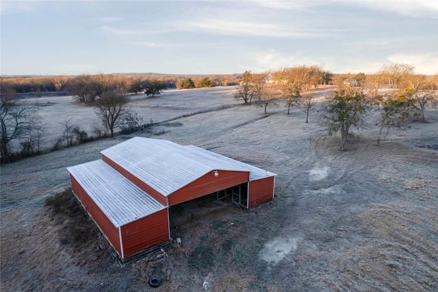 1922 A Bethel Cannon Road, Whitewright, TX 75491