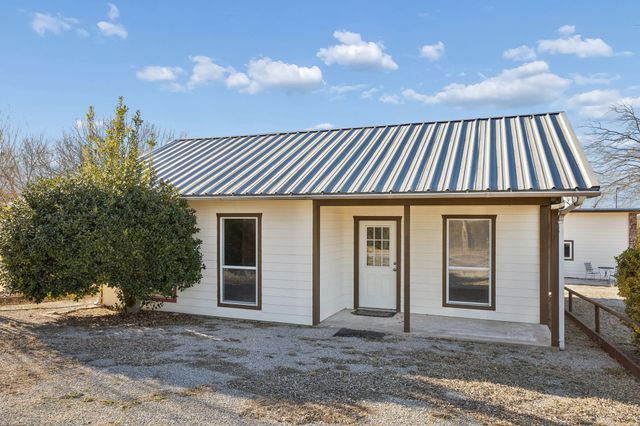 1922 A Bethel Cannon Road, Whitewright, TX 75491
