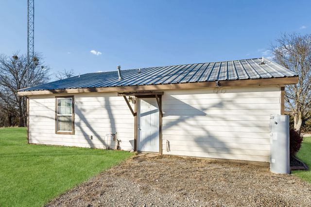 1922 A Bethel Cannon Road, Whitewright, TX 75491