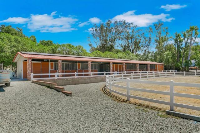 28841 Lilac Road, Valley Center, CA 92082