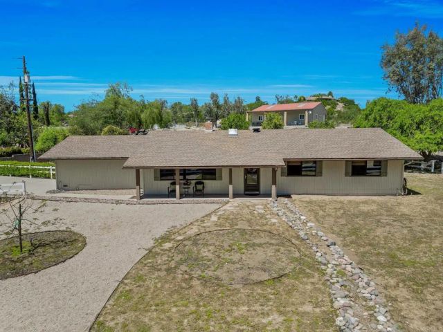 28841 Lilac Road, Valley Center, CA 92082