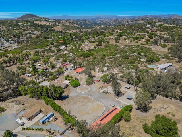 28841 Lilac Road, Valley Center, CA 92082