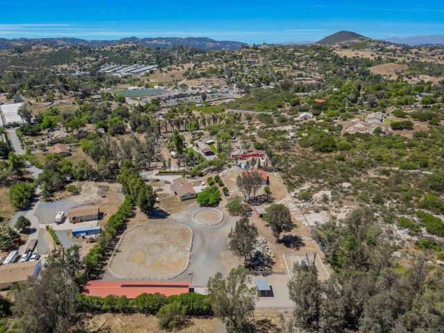 28841 Lilac Road, Valley Center, CA 92082