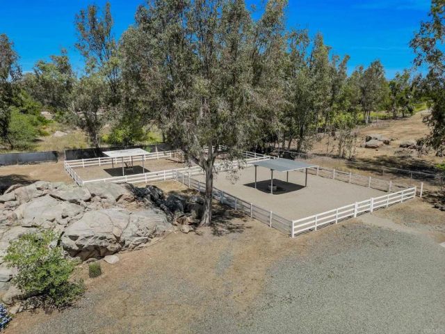 28841 Lilac Road, Valley Center, CA 92082