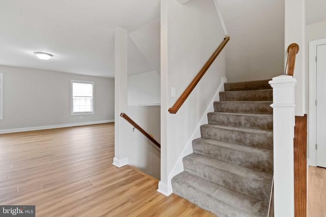 813 SPRING ROCK COURT, Mechanicsburg, PA 17055