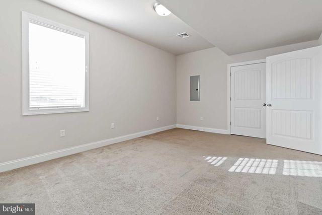 813 SPRING ROCK COURT, Mechanicsburg, PA 17055