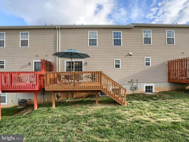 813 SPRING ROCK COURT, Mechanicsburg, PA 17055
