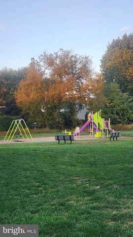 813 SPRING ROCK COURT, Mechanicsburg, PA 17055