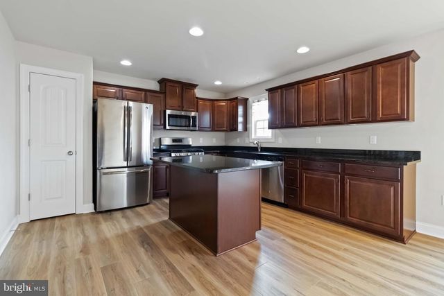 813 SPRING ROCK COURT, Mechanicsburg, PA 17055